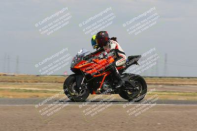 media/Sep-10-2023-Pacific Track Time (Sun) [[44210541ad]]/Group B/1220pm (Wheelie Bump)/